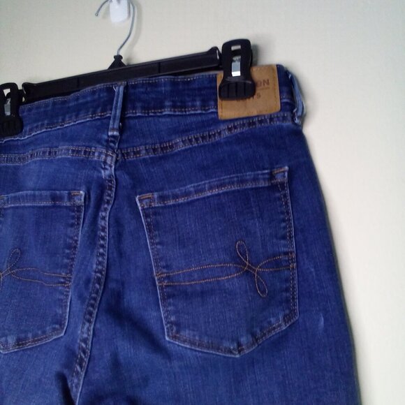 Denizen Levis Shorts Women 8 Bermuda Roll Hem Denim Blue - Picture 13 of 15